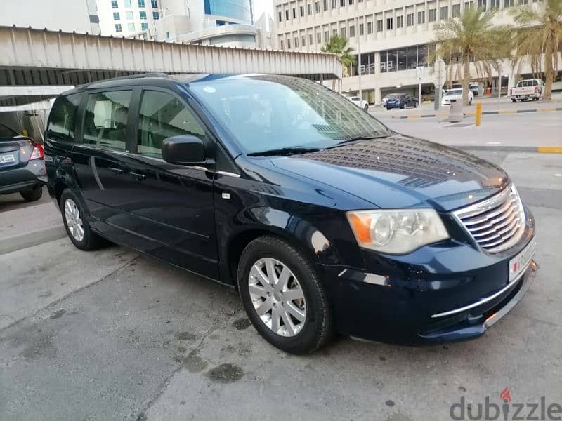 38868055 Chrysler Grand Voyager 2013 0