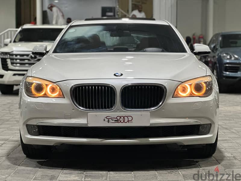 BMW 7-Series 2009 1