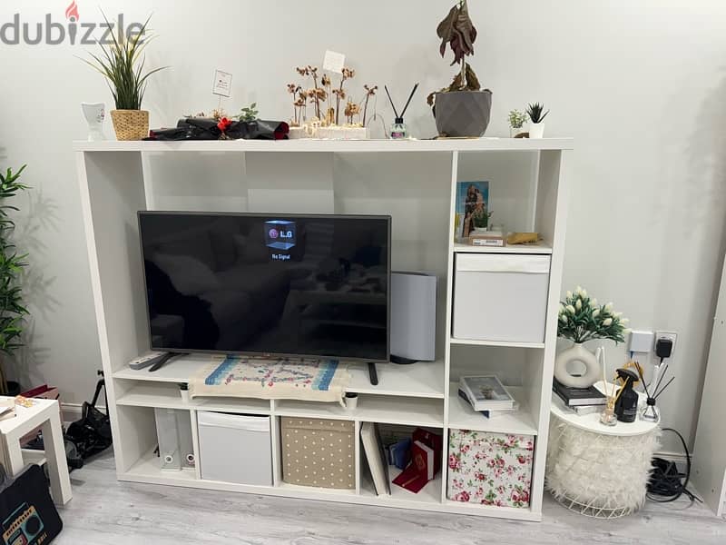 LG TV & TV Unit 0