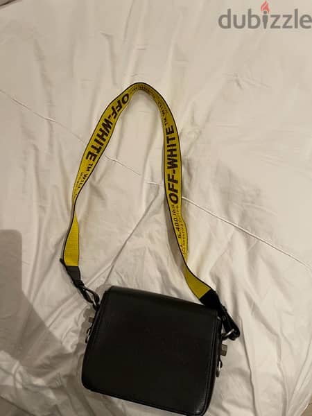 Off White cross body bag (unisex) 1