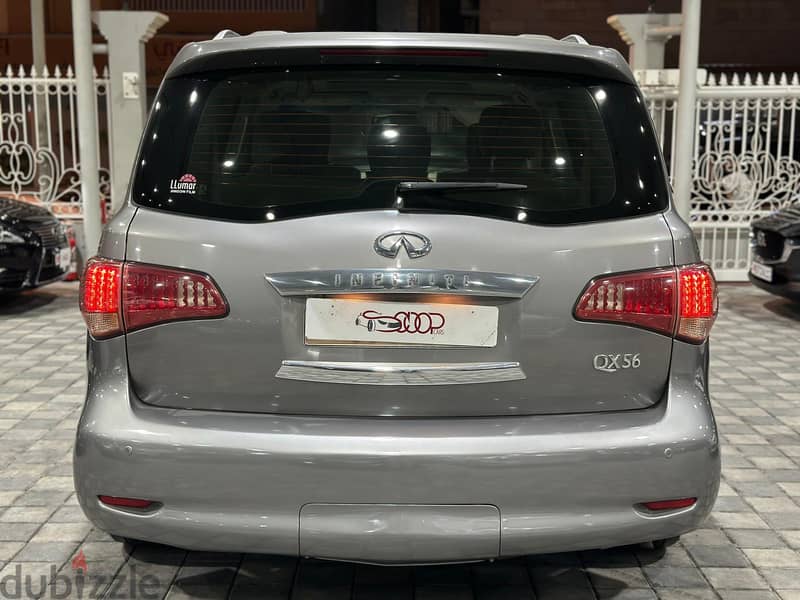 Infiniti QX56 2011 11