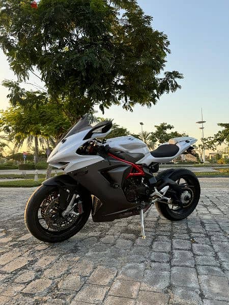 MV Agusta F3 one of a kind 5