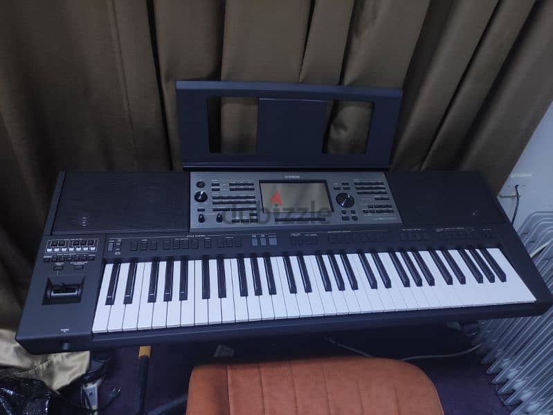 Yamaha PSR-A5000 Digital Workstations Oriental Keyboard Black 1