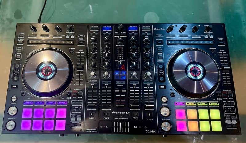 Pioneer DDj - RX 1