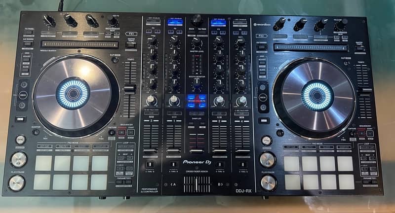 Pioneer DDj - RX 4