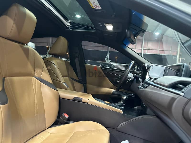 Lexus ES 350 2019 5