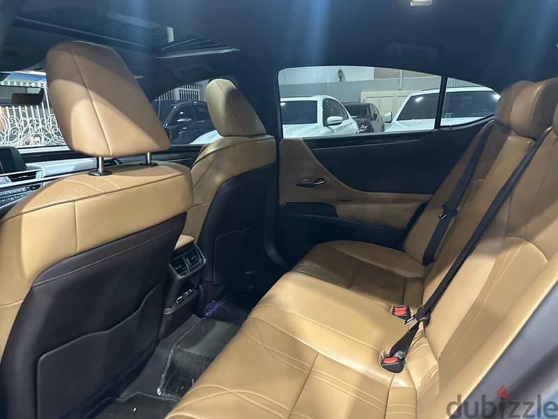 Lexus ES 350 2019 7