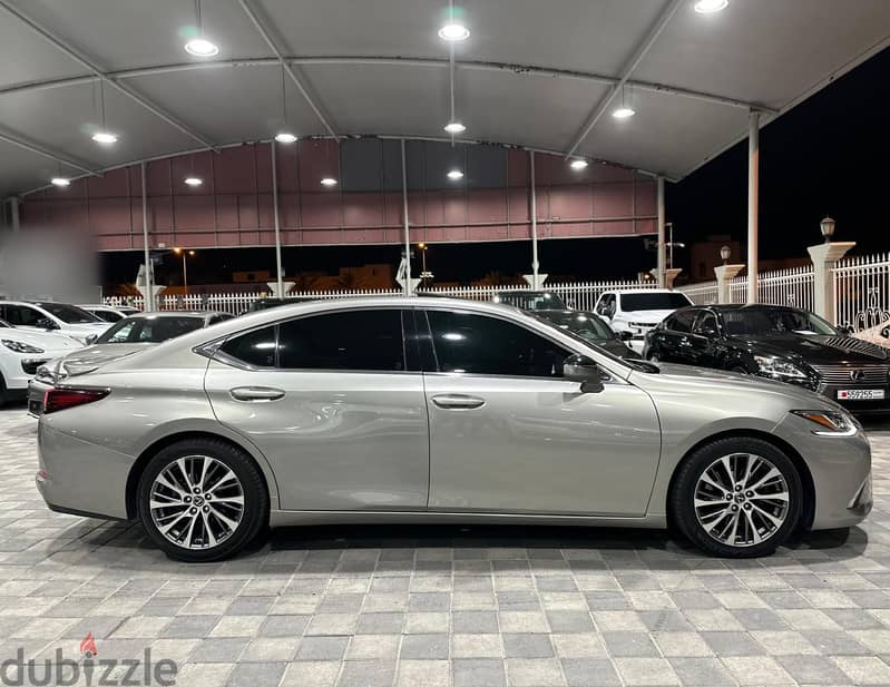 Lexus ES 350 2019 8