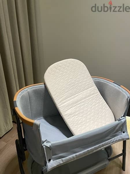 Next to me MAXI COSI Baby crib - 69 BD 4