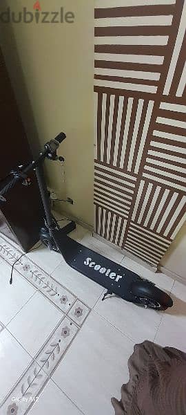 Brand new electric scooter with remote keys