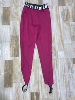 Shein leggings S sizes but will fit M women 0