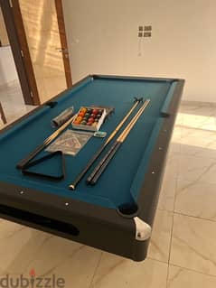 billiard table 0