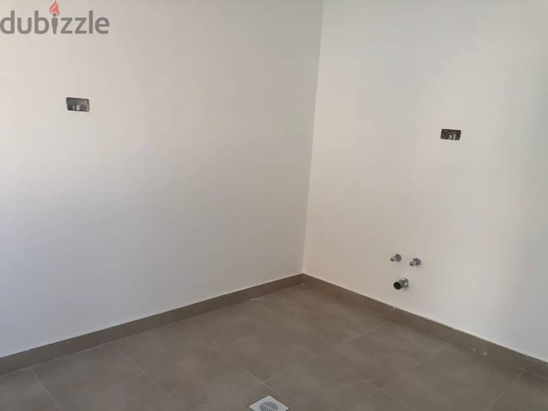 READY LAND FOR RENT IN HAMALA أرض جاهزه للايجار في الهمله 7