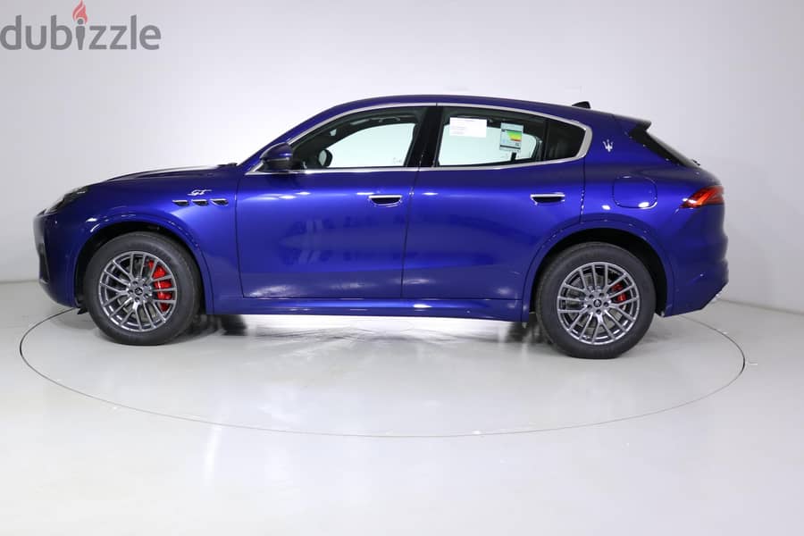 Maserati Grecale GT Hybrid Blue / Black 2023 1