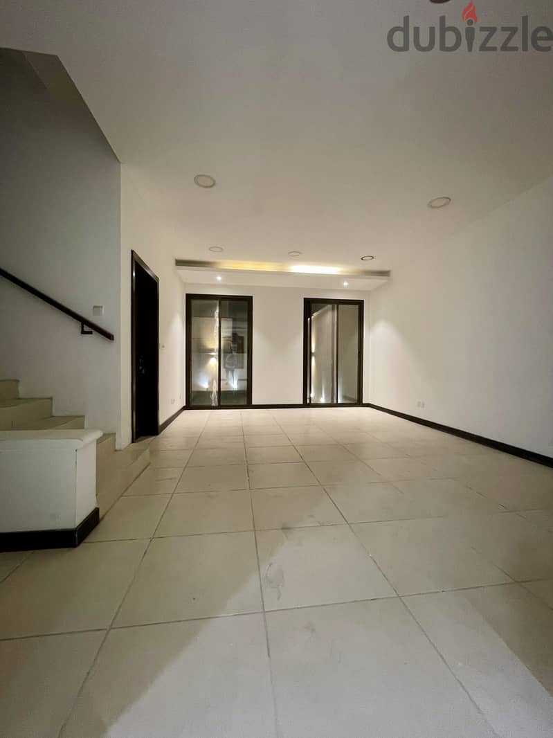 Renovated 3-Bedroom Modern Villa for Rent - 500 BHD, Inclusive 5