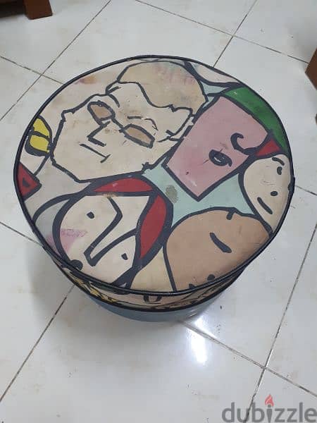 round table urgent for sale 1