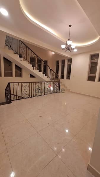 للايجار فيلا  شامل الكهربا في سند  villa for rent in  sanad inclusive 7