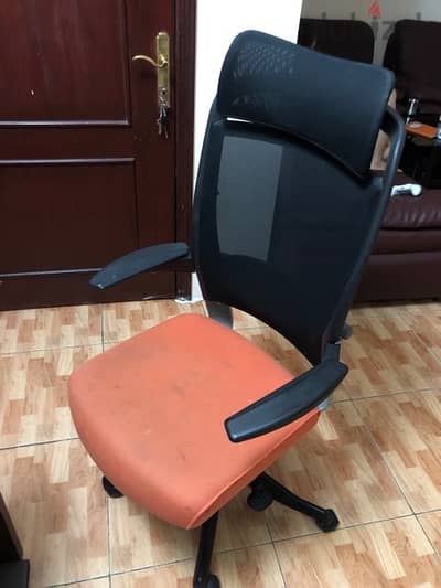 Executive office chairs