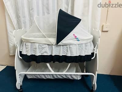 First Step Baby cot/crib with swinging bassinet