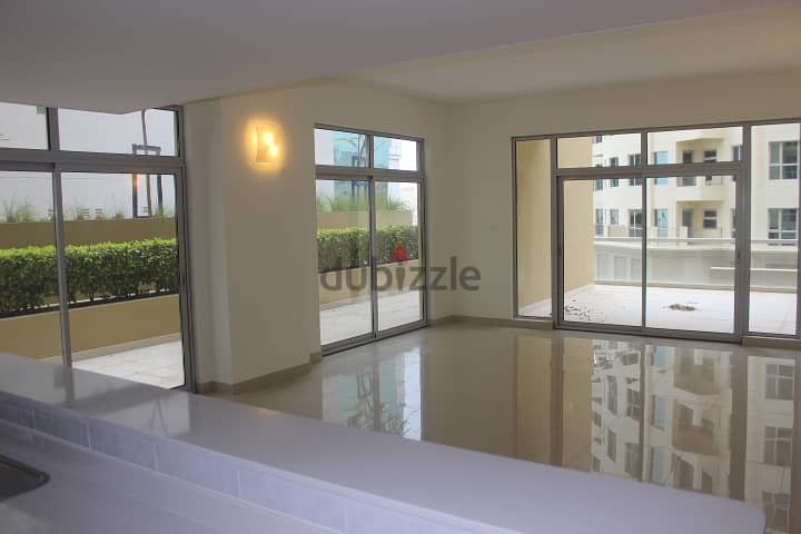 23 Bed Amwaj Pool Gym Balcony 0