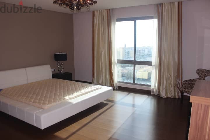 Inclusive Modern 2 Bedrooms flat in amwaj 7