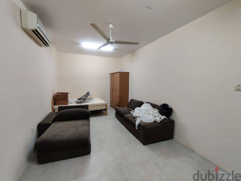 Studio flat for rent in East Riffa 0