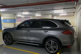 The only in Bahrain 2014 Panorama Platinum Edition Cayenne