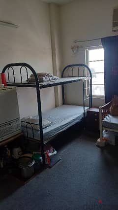 Bed space Available Opposite LuluMsnama(alhamra cinema)