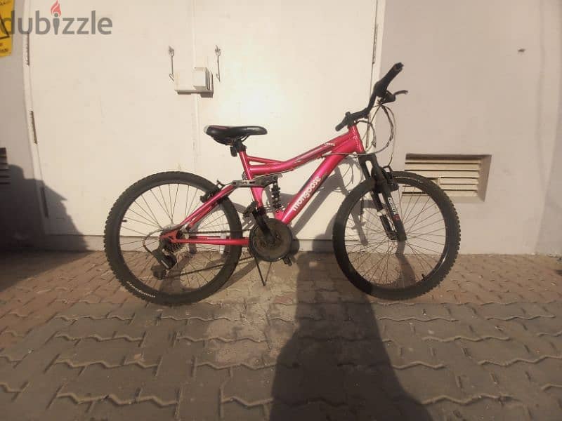 Pink mongoose gear mountain bike. amazing quality. 1