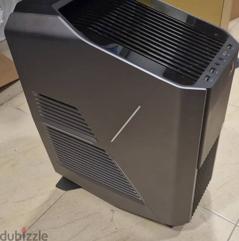 Alienware Aurora Gaming Desktop pc rtx 2080 super intel i7 1