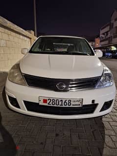 Nissan Tiida 2012 0