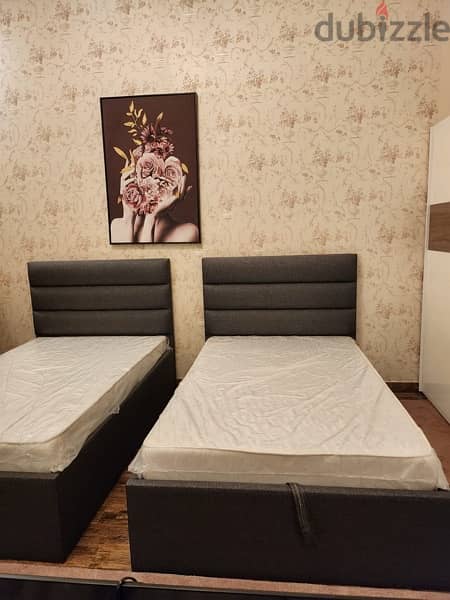 bed for sale single person big sized  ( 1.5 person ) 2