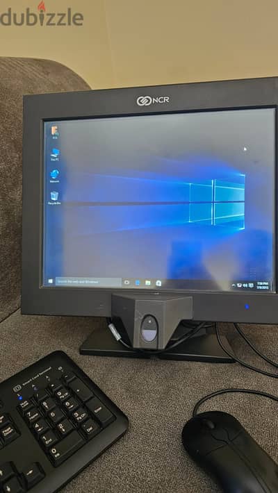 POS SYSTEM TOUCH SCREEN + POS SOFTWARE+ CASH DRAWER FREE