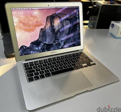 MacBook 13" Intel Core 2 Duo 2.13