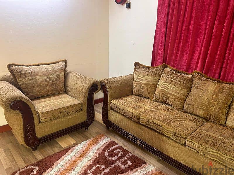 3 Sofa Set in Good Condition 1