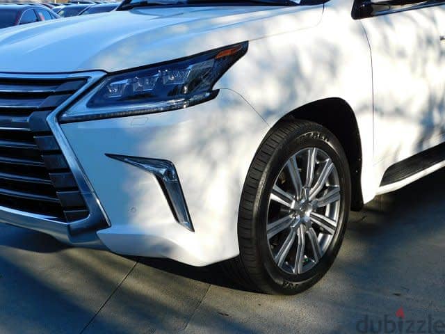 2017 Lexus LX 570 4WD Automatic, Excellent condition 11