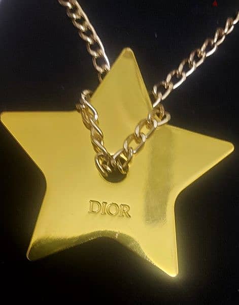 The original Dior star 1