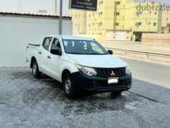 Mitsubishi L200 2016 white 0