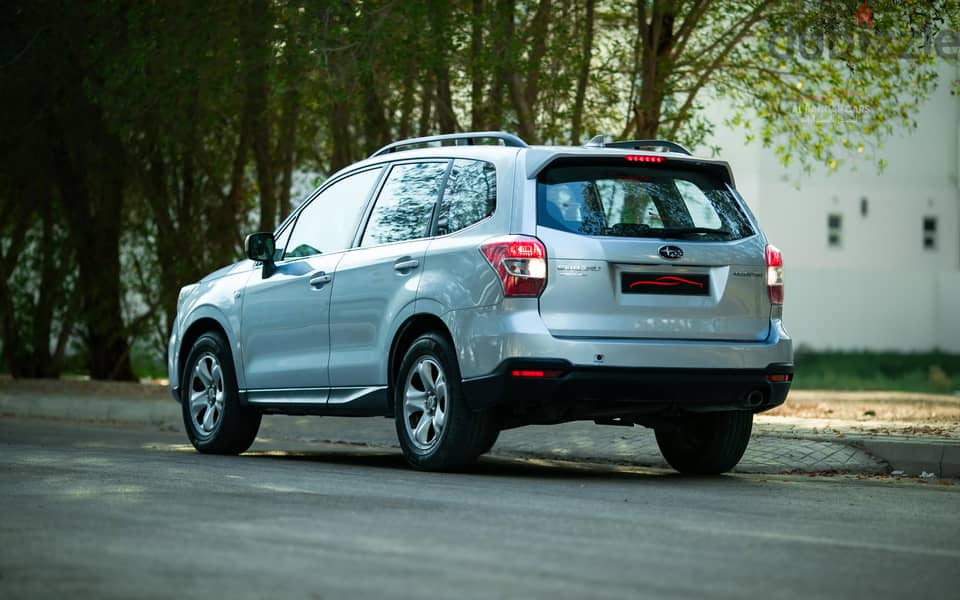 Subaru Forester 2015 / Low Mileage 3