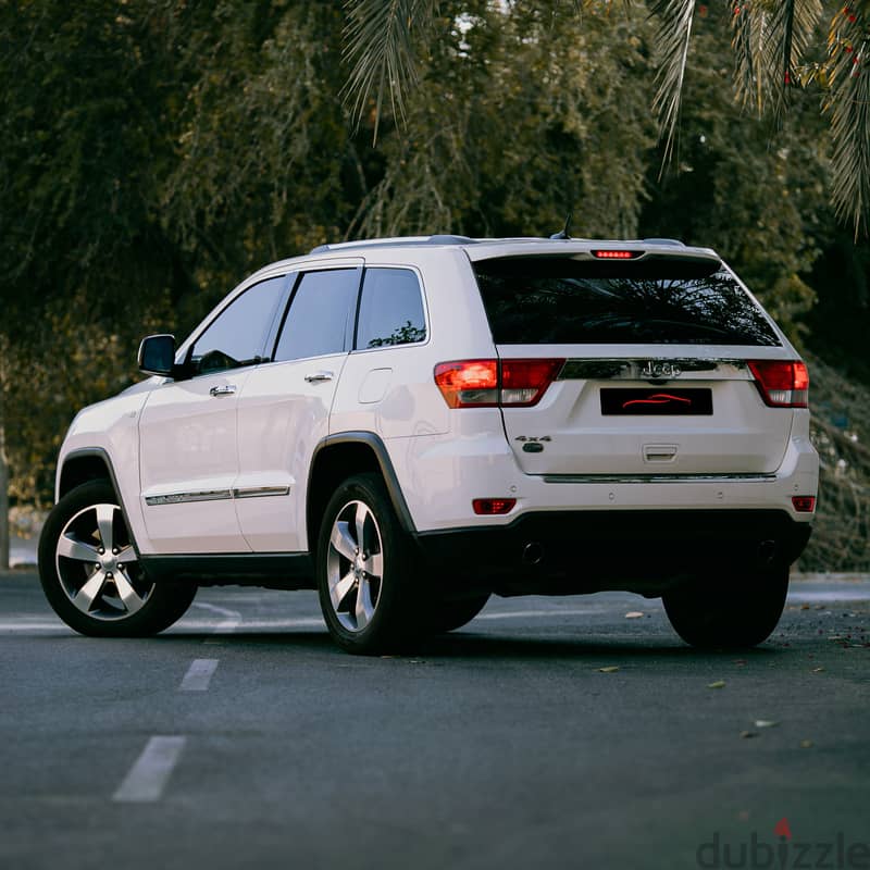 Jeep Grand Cherokee 2011 Overland 2