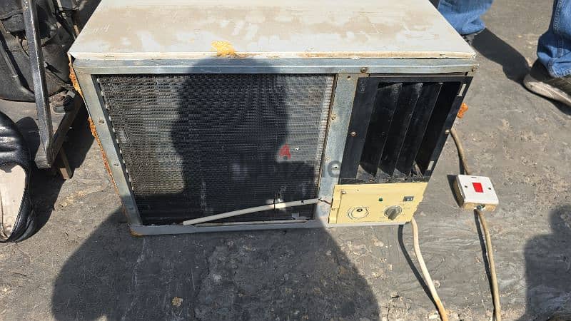 window Ac 1.5 ton for sale 1