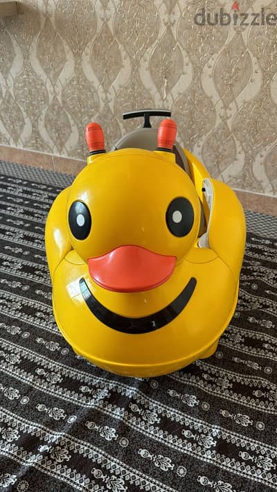 Baby Duck car and Swing fo sale