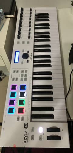 Arturia Keylab Essential 49 key MIDI KEYBOARD 0