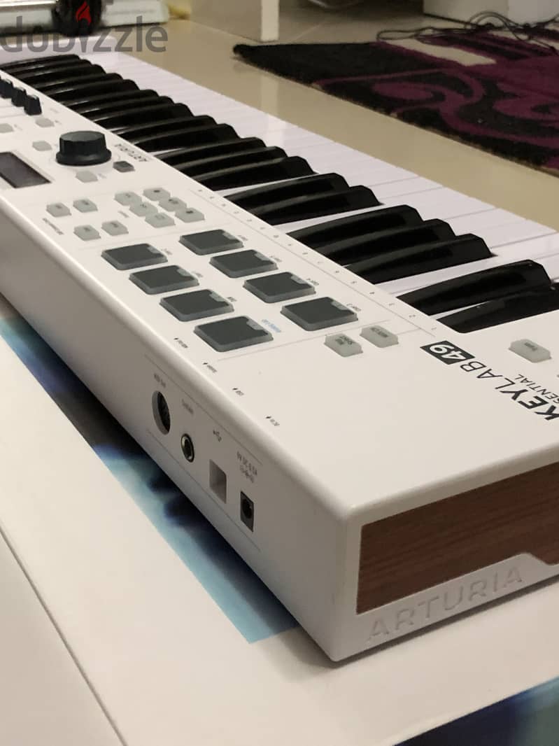 Arturia Keylab Essential 49 key MIDI KEYBOARD 2