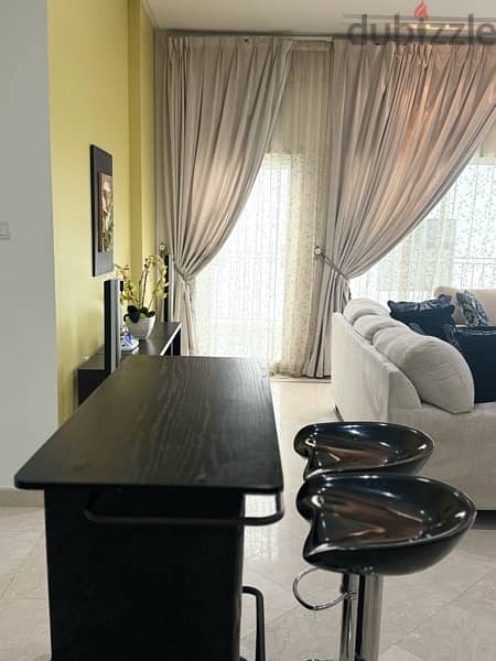 Luxurious 2-Bedroom Suite with Spacious Living Room – Fully Furnished 3