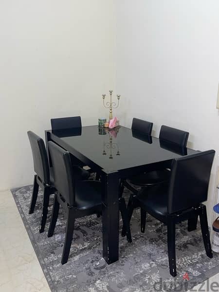 Dinning Table - urgent sale 0