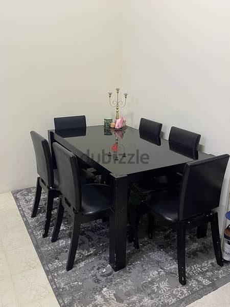 Dinning Table - urgent sale 4