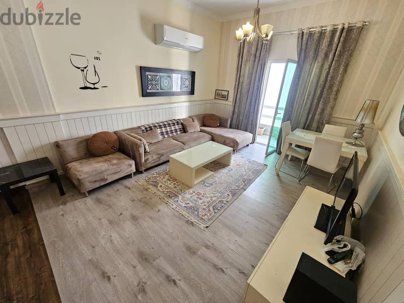 Mob. 33180618 Awesome 2 BHK flat fully furnished near nakheel center 6