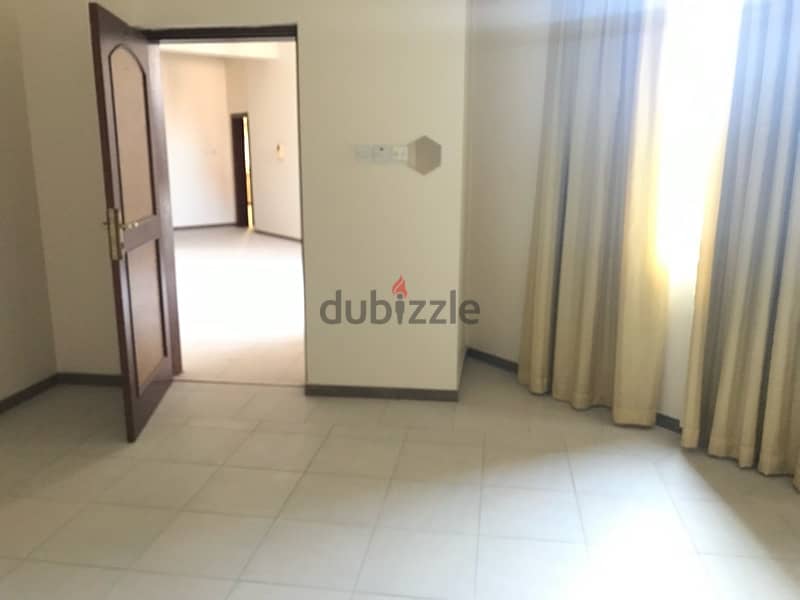 Flat for Rent 3 Bedrooms in Arad 7