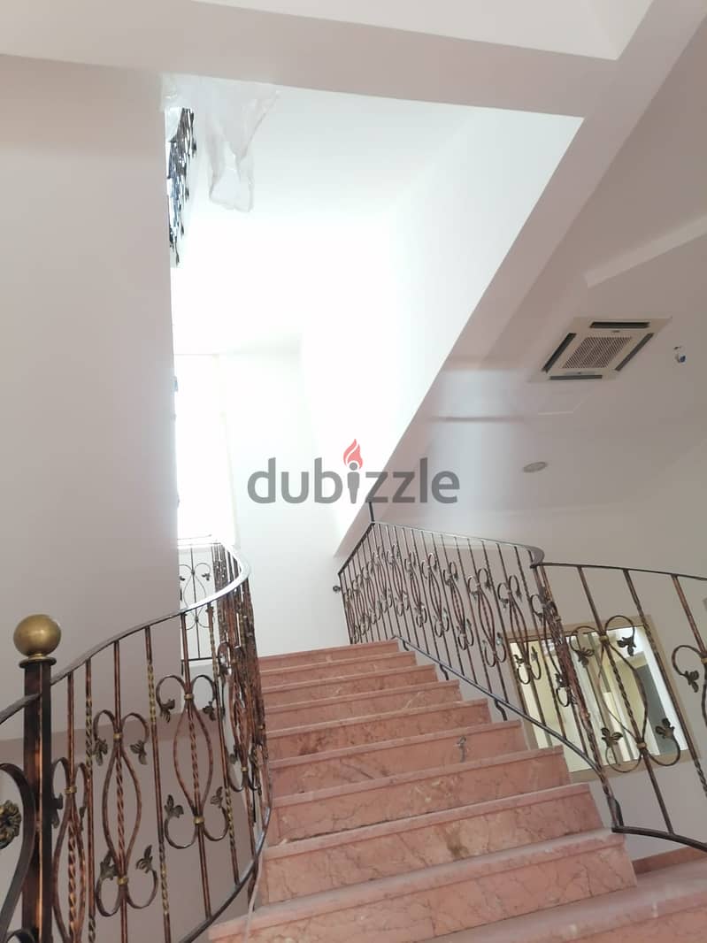 Villa for rent in Buqwa 12